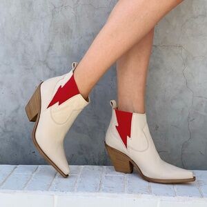 FREE PEOPLE Flash Chelsea Western Boot Bone
